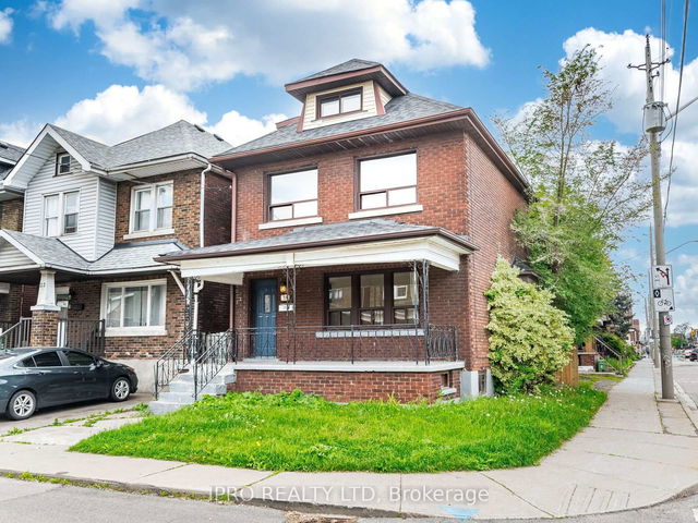 35 Chestnut Avenue