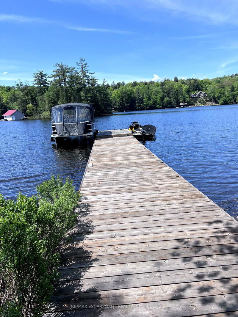 Unit No 2 — 1242 Joe River Rd, Muskoka Lakes - Medora image-0-0
