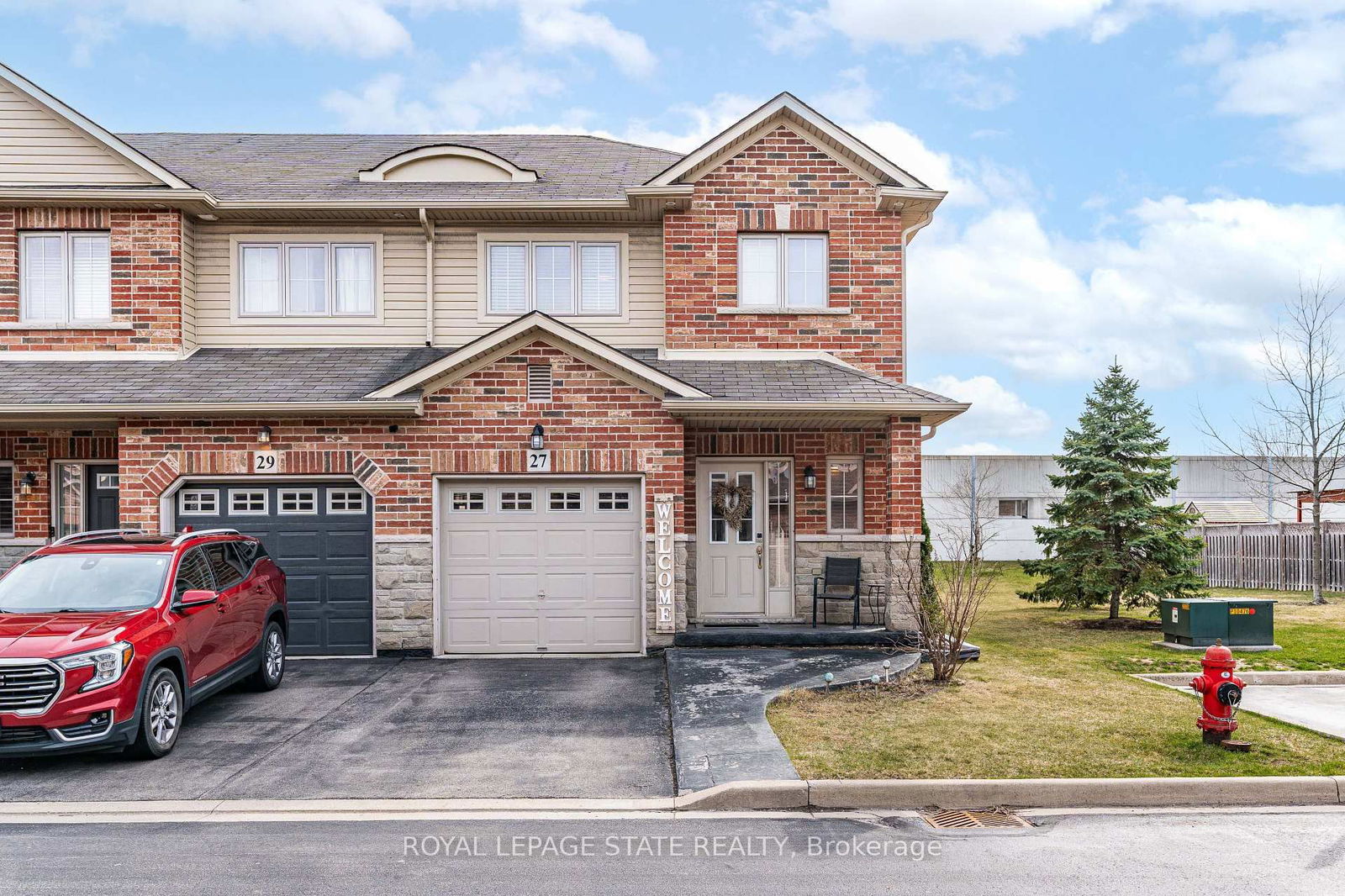 Townhouse for sale at 27 Marina Point Crescent, Hamilton, Stoney Creek, L8E 0E4 - MLS: X12184814