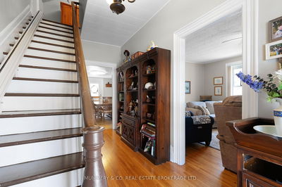 21 Chapman St, Norfolk - Port Dover image-0-4