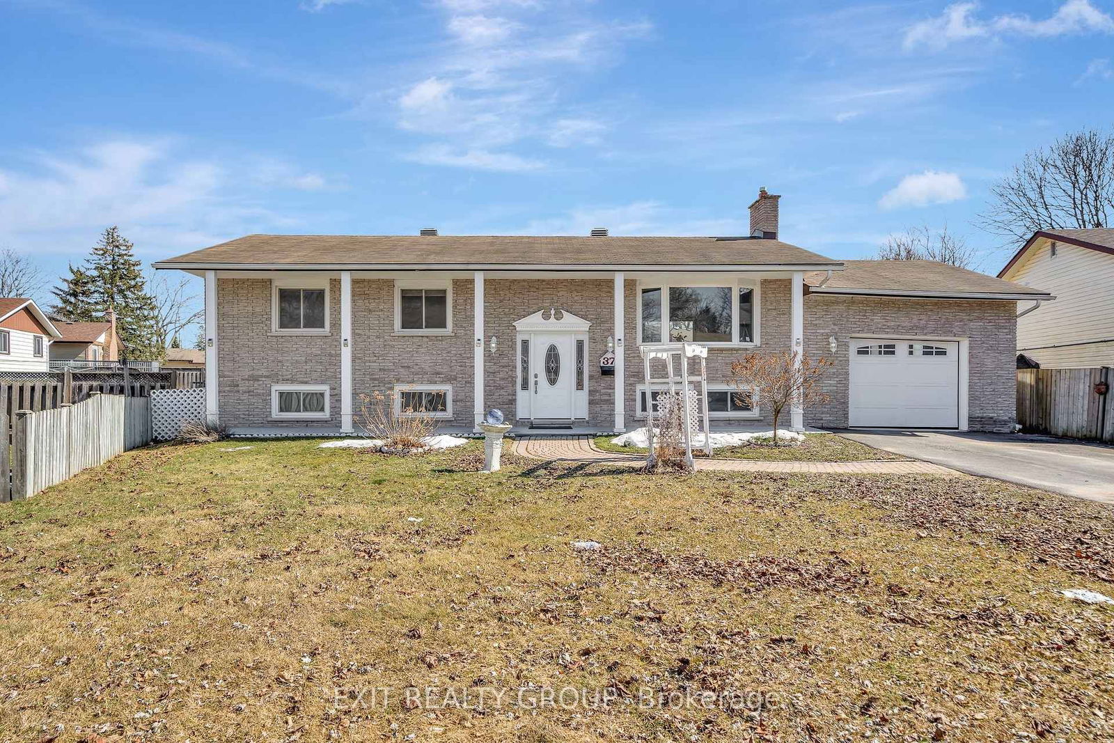 Detached House for sale at 37 Glenn Drive, Quinte West, Trenton Ward, K8V 6C7 - MLS: X12185147