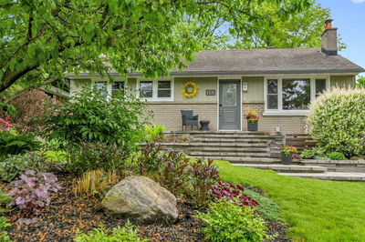 156 Dahlia Ave, Ottawa - Applewood Acres image-0-1
