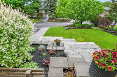 156 Dahlia Ave, Ottawa - Applewood Acres image-0-2
