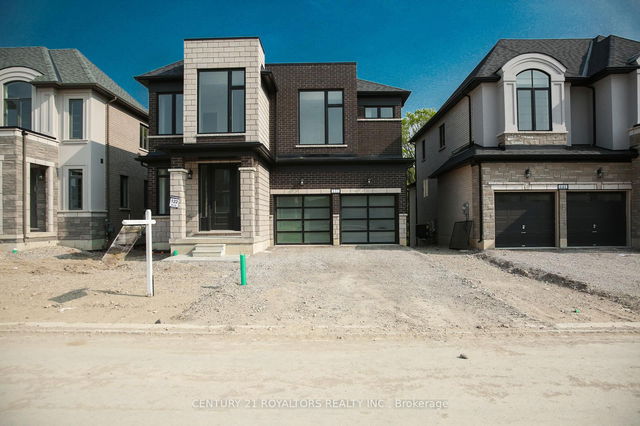 137 Harwood Avenue