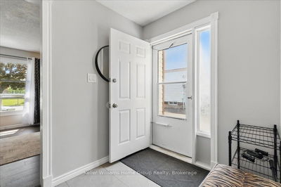 72 Brantwood Park Dr, Brantford -  image-0-3