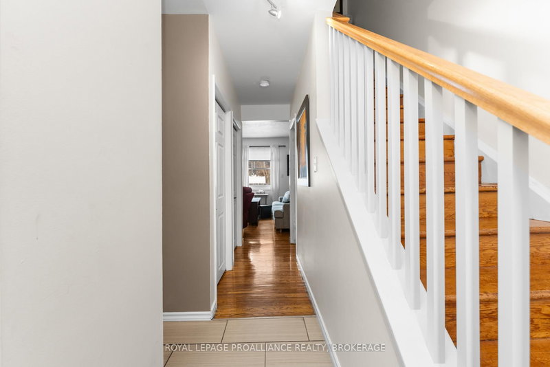 3 - 126 Notch Hill Rd, Kingston, K7M 2X1 | Image 2