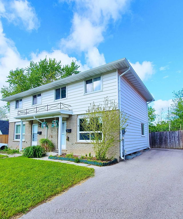 Unit B - 114 Lillian Drive