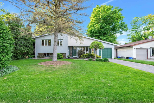 1975 Oakdean Crescent