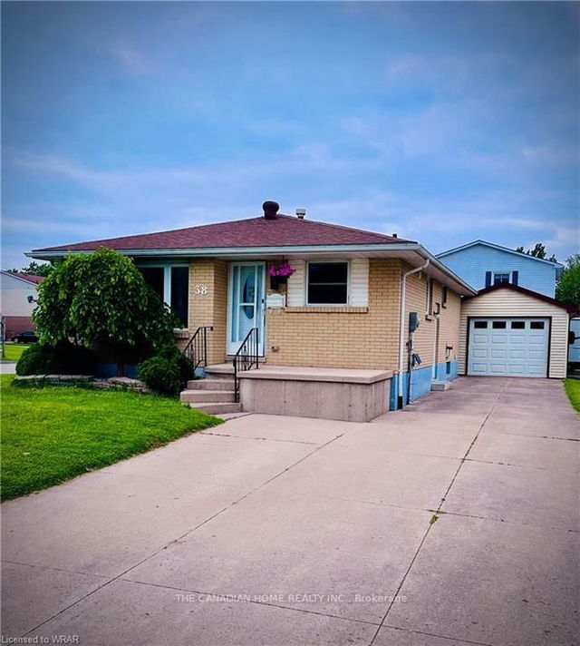 38 Maple Avenue
