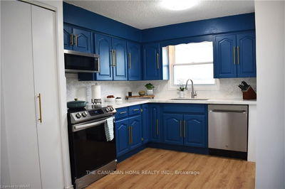 38 Maple Ave, Stratford - Stratford image-0-4