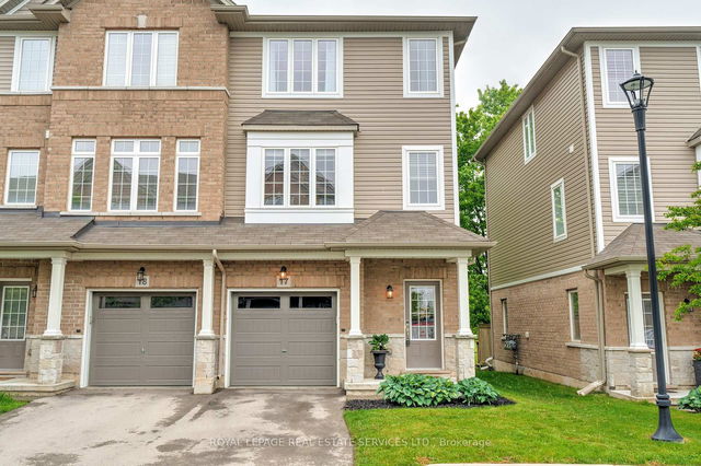 17 - 122 Dundas Street