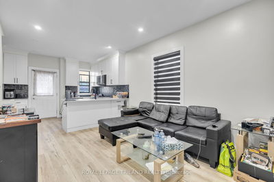 8 Bruce St, London South - South F image-0-2