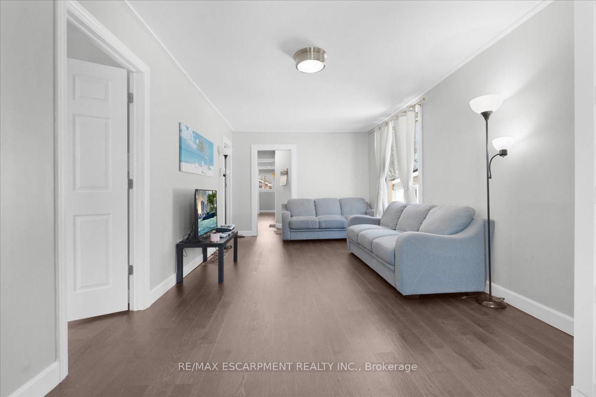 Detached House for sale at 86 East 19th Street, Hamilton, Inch Park, L9A 4S1 - MLS: X12185967