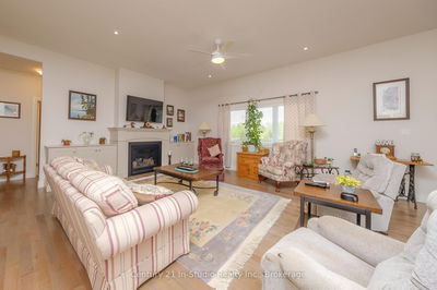 417 Mccullough Cres, Kincardine - Kincardine image-0-4
