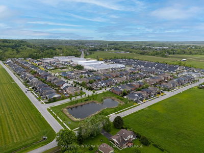 13 Angela Cres, Niagara-on-the-Lake - St. Davids image-0-4