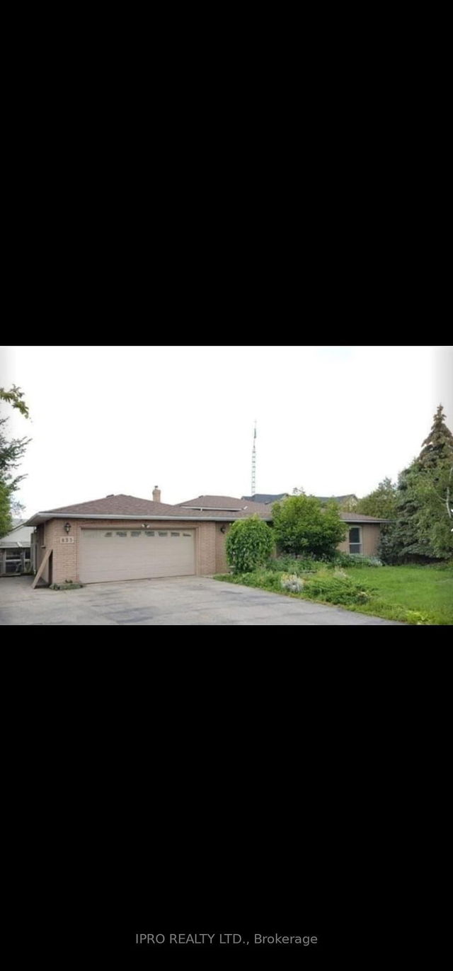 833 North Service Road