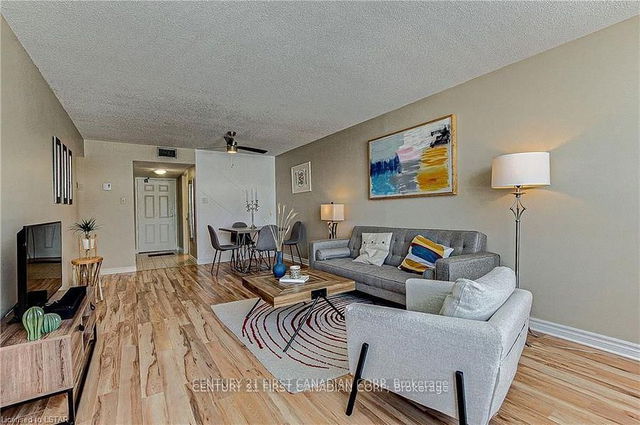 212 - 1510 Richmond Street