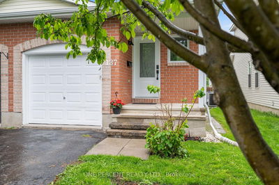 137 Topham Terr, Orleans - Fallingbrook/Gardenway South image-0-2