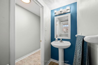 137 Topham Terr, Orleans - Fallingbrook/Gardenway South image-0-4