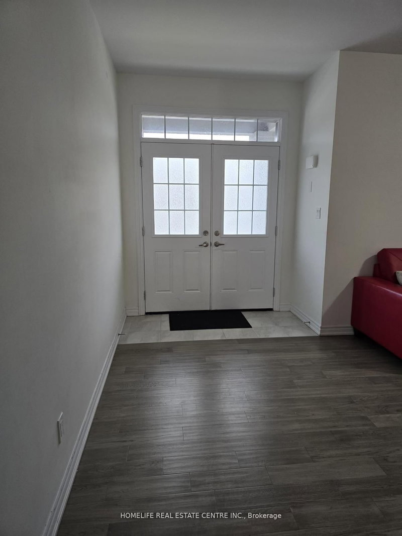 8077 Brookside Dr, Niagara Falls, L2H 3T9 | Image 3