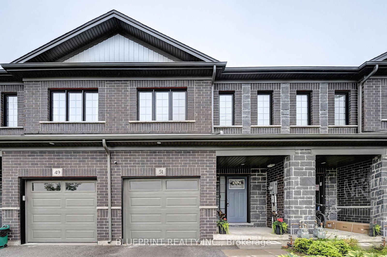 Townhouse for sale at 51 Woodedge Circle, Kitchener, N2R 1R7 - MLS: X12186667