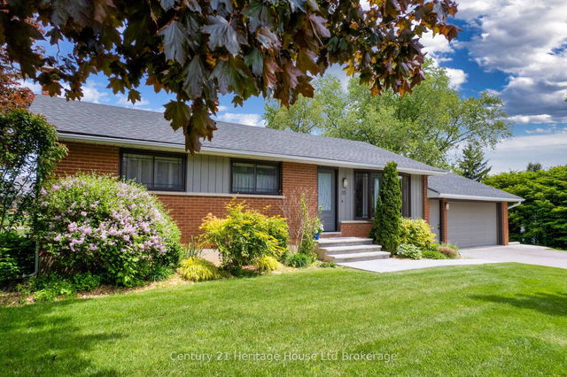 35 Tanager Drive