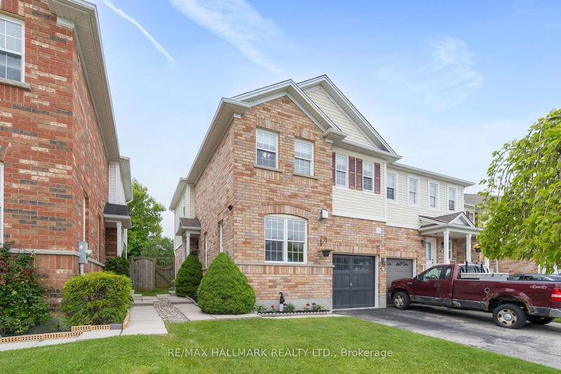 47 Bloomington Dr, Cambridge -  image-0-0