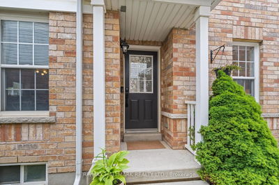 47 Bloomington Dr, Cambridge -  image-0-2