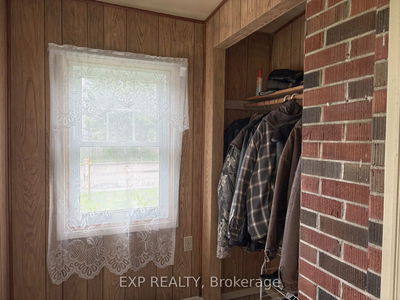 348 Charles Ave, Renfrew - Renfrew image-0-2