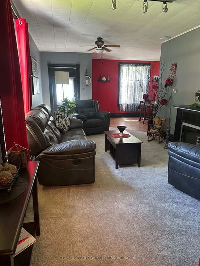 420 Main St, Chatham-Kent - Bothwell image-0-3