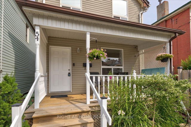 54 Fullerton Avenue