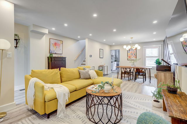 39 East Bend Avenue