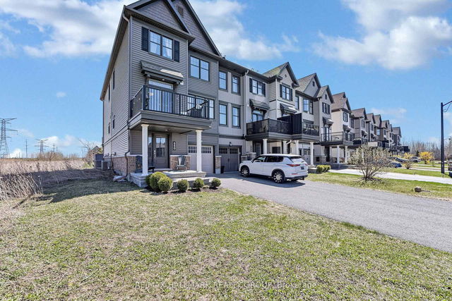 550 Petrichor Crescent