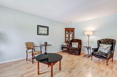 796 Rathbourne Ave, Woodstock - North image-0-2