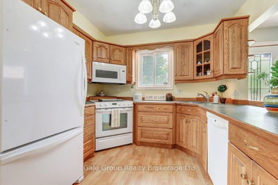 796 Rathbourne Ave, Woodstock - North image-0-3