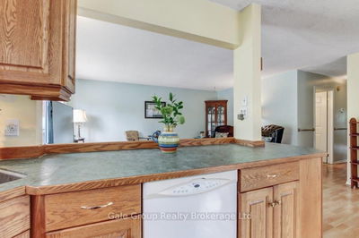 796 Rathbourne Ave, Woodstock - North image-0-4