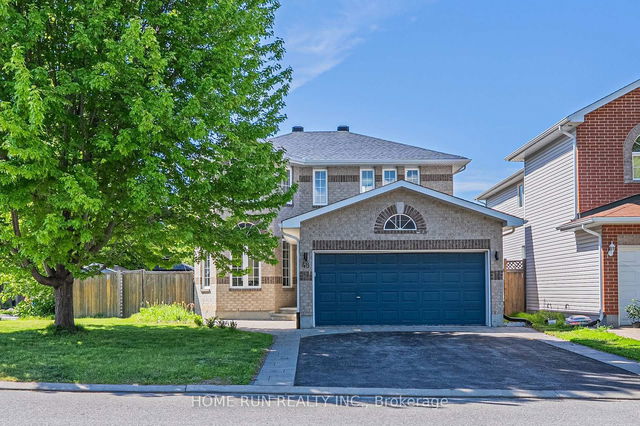 48 Woliston Crescent