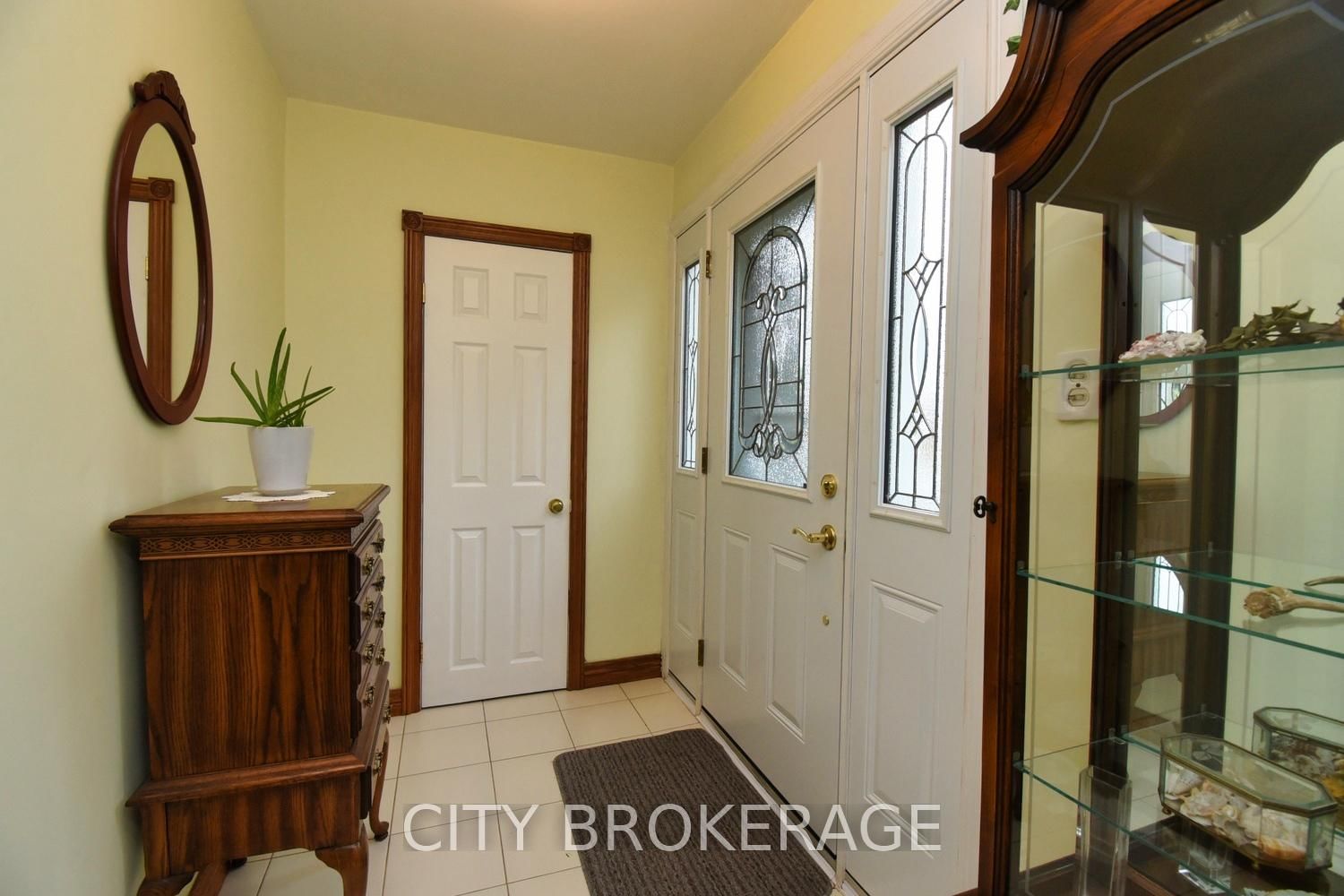 Detached House for sale at 9 Carene Avenue, Hamilton, Greenford, L8K 3W3 - MLS: X12188751