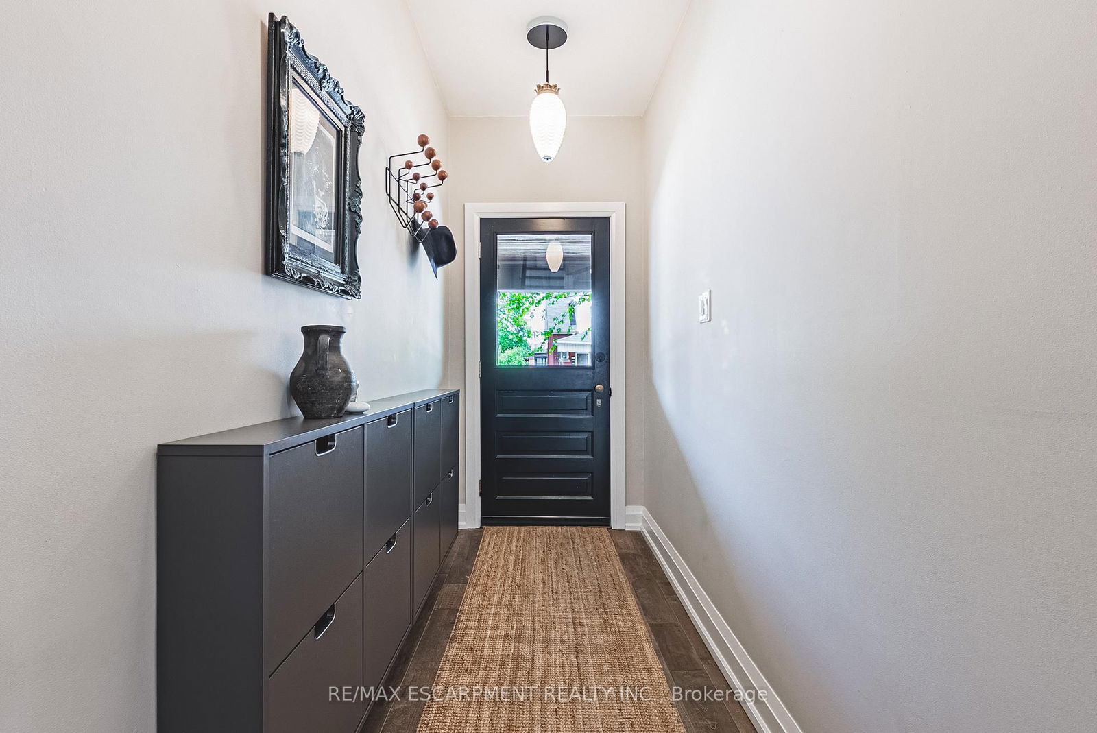 Detached House for sale at 224 Cumberland Avenue, Hamilton, St. Clair, L8M 1Z7 - MLS: X12188806