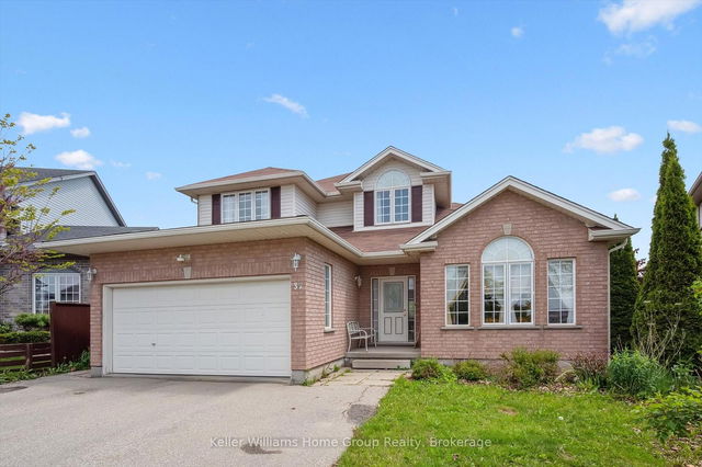 35 Creekside Drive