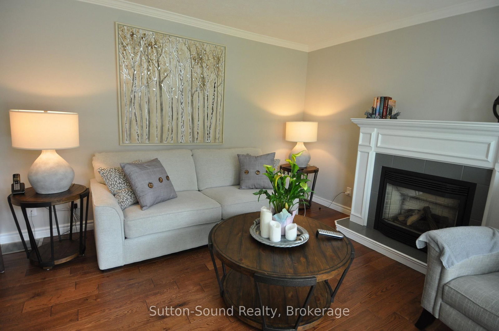 Listing Image 7