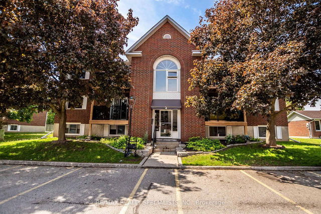410 - 565 Greenfield Avenue