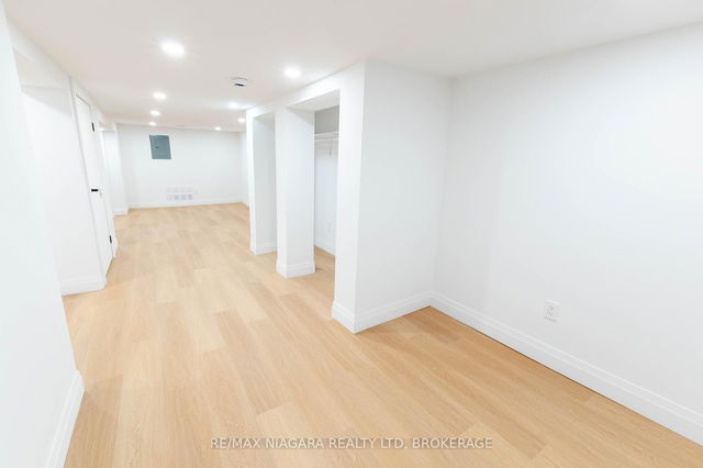 533 Cannon Street E