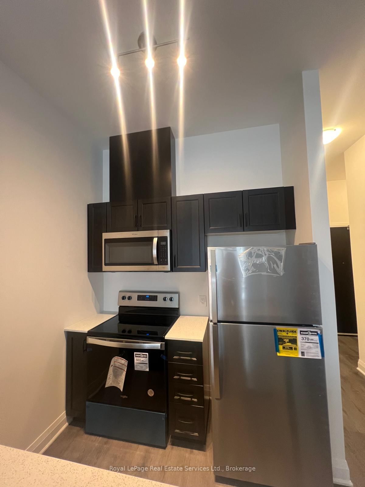 1936 Rymal Road E, Unit 101 - Photo 23