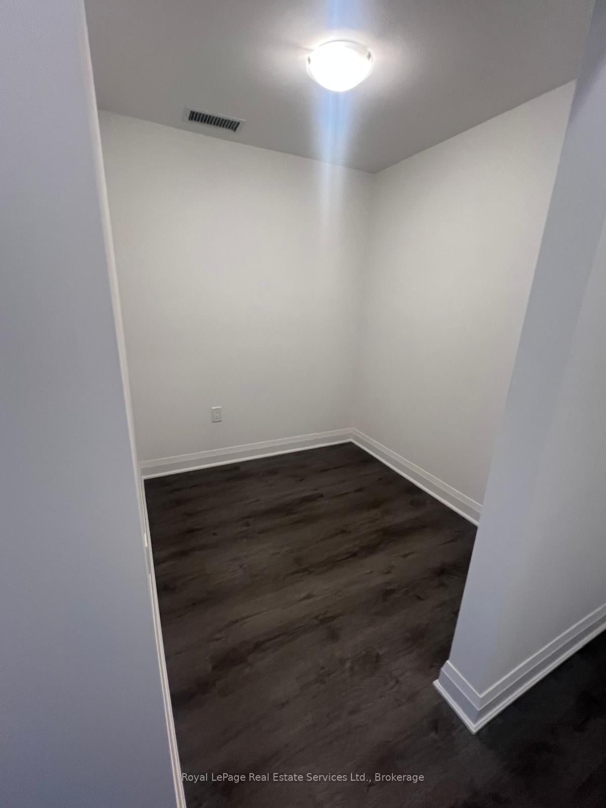 1936 Rymal Road E, Unit 101 - Photo 32