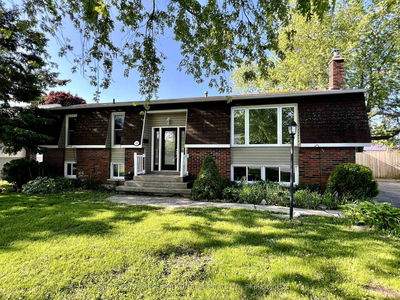 190 Amherst Dr, Loyalist - Amherstview