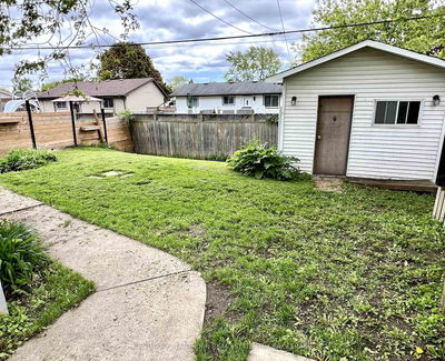 190 Amherst Dr, Loyalist - Amherstview image-0-1
