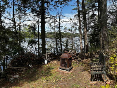 210 Birch Bay Lane, Maberly - Bathurst/Burgess & Sherbrooke (North Burgess) Twp image-0-4