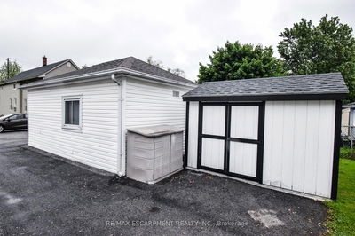 258 Hellems Ave, Welland - Welland Downtown image-0-4