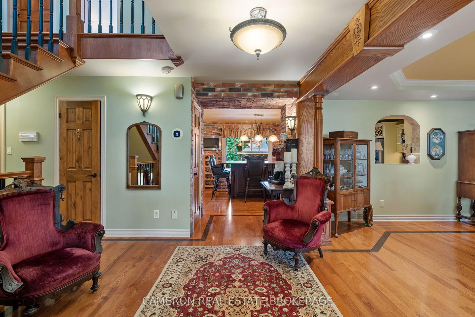 Listing Image 7